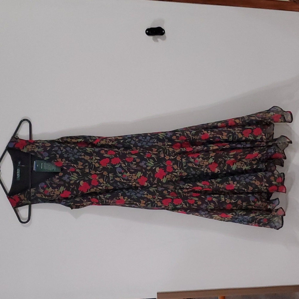 Lauren Ralph Lauren Floral Dress Size 8P Petite